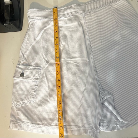 Bill Blass Striped Skort - Picture 15 of 15